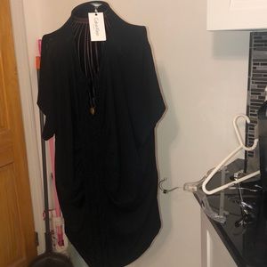 Calvin Klein Stunning. Black Short Shoulder Top 3x